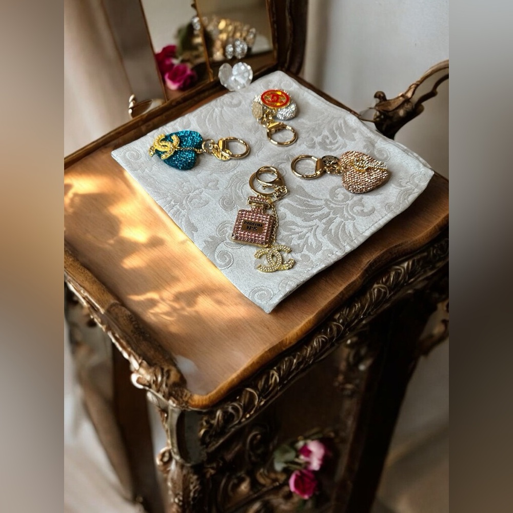 Customized Bag Charm - Picture 3 of 16